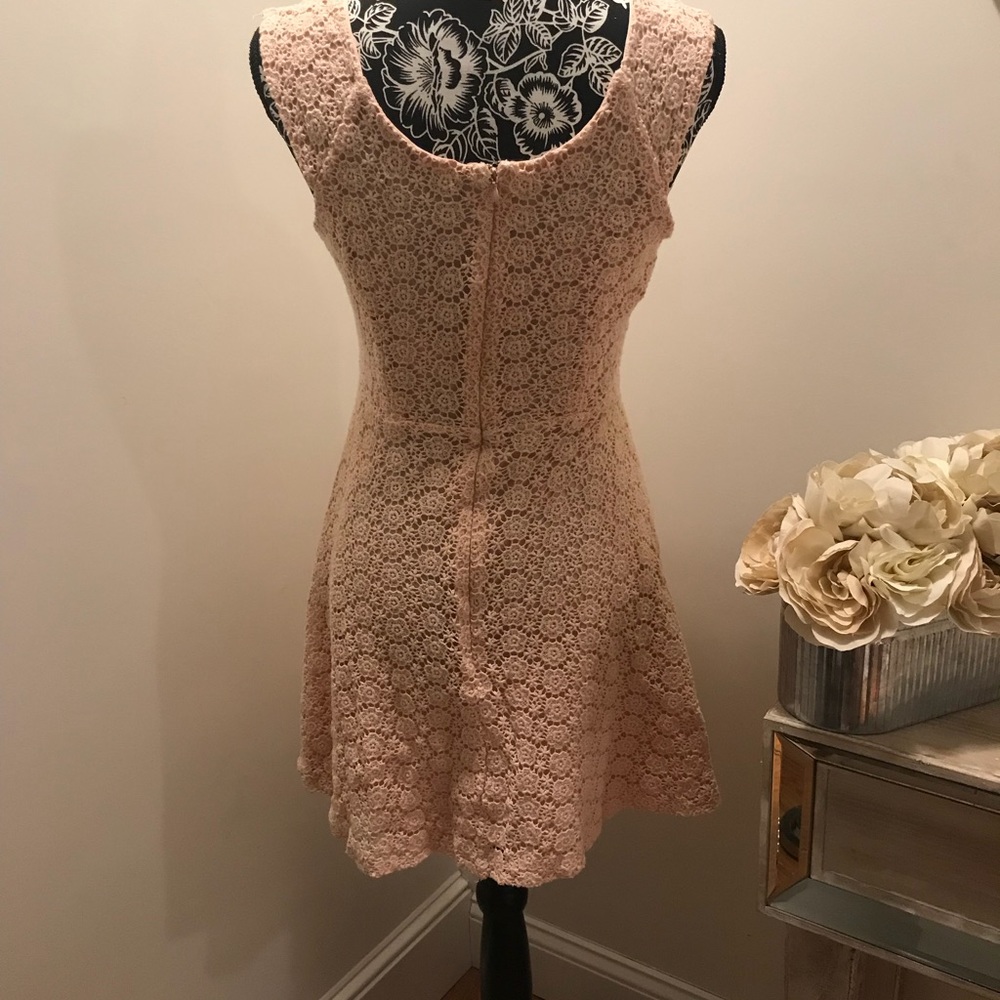 Forever 21 Floral Dress - Picture 4 of 4